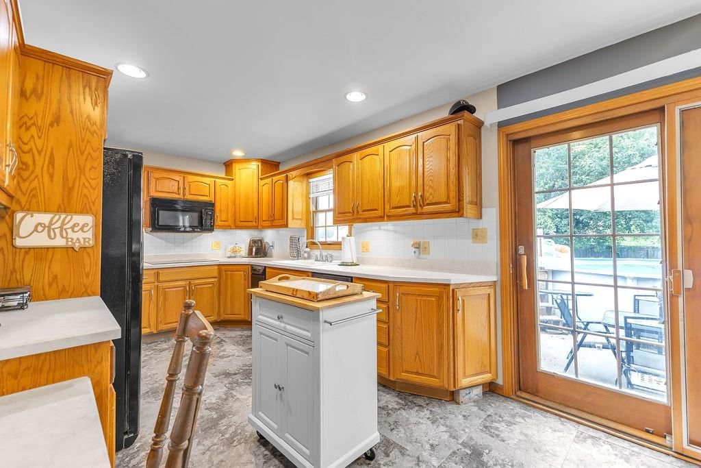 5001 Stonecrest Terrace — photo 6