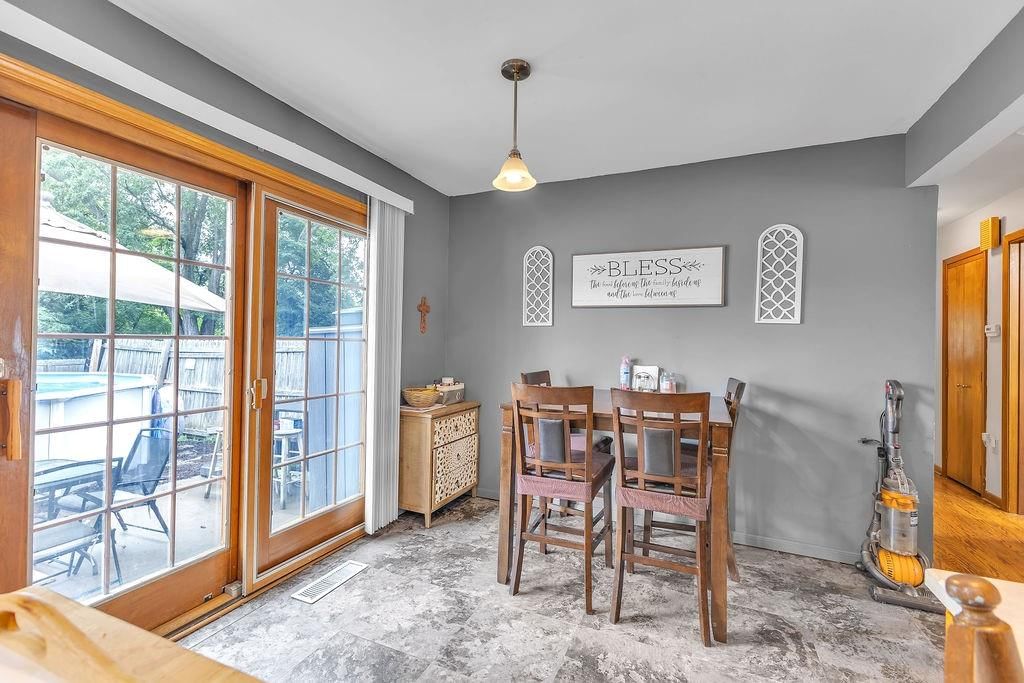 5001 Stonecrest Terrace — photo 9