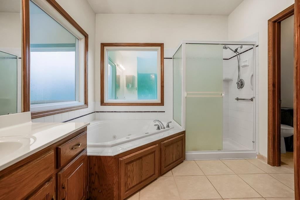 10500 NE 98th Street — photo 18