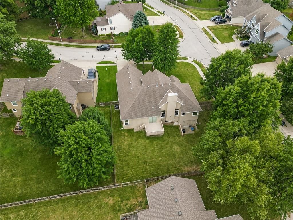 10500 NE 98th Street — photo 33