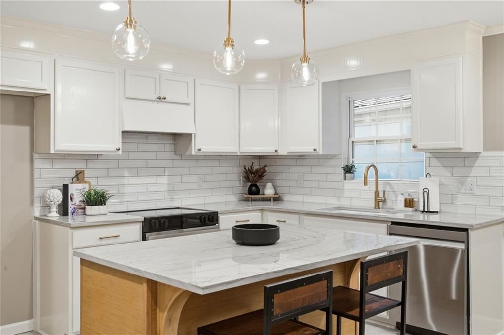 4331 Bell Street — photo 7