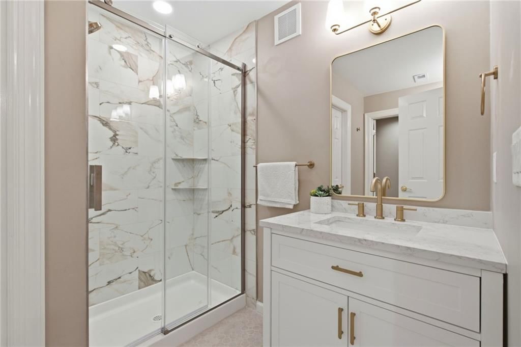4331 Bell Street — photo 17