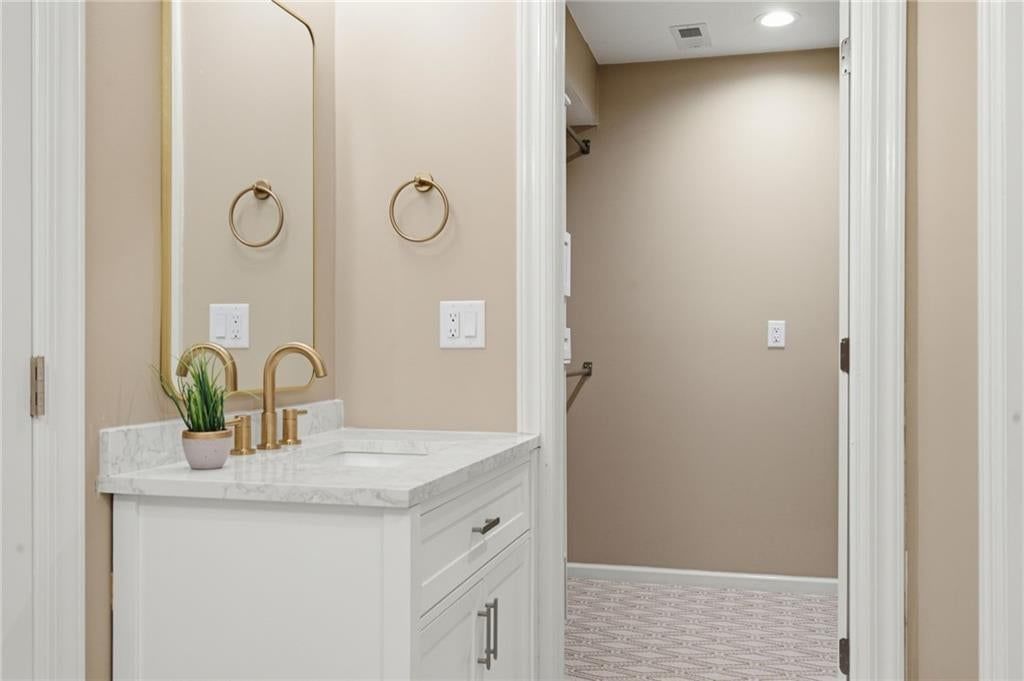 4331 Bell Street — photo 18