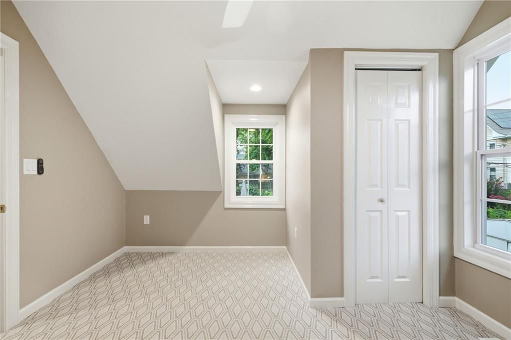 4331 Bell Street — photo 24