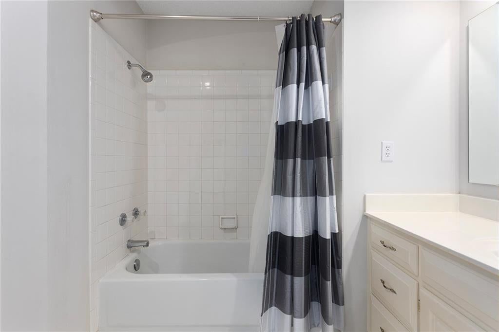 18360 W 116th Street — photo 25