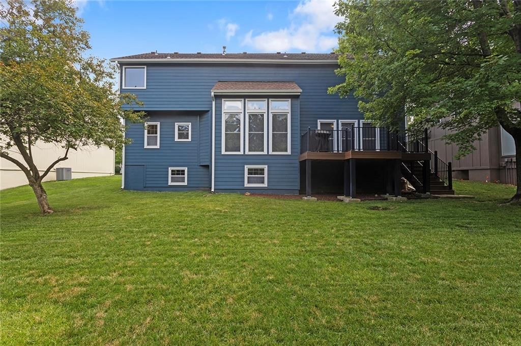 18360 W 116th Street — photo 32
