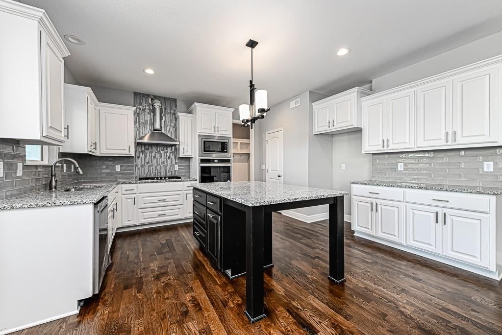15635 Austin Court — photo 3