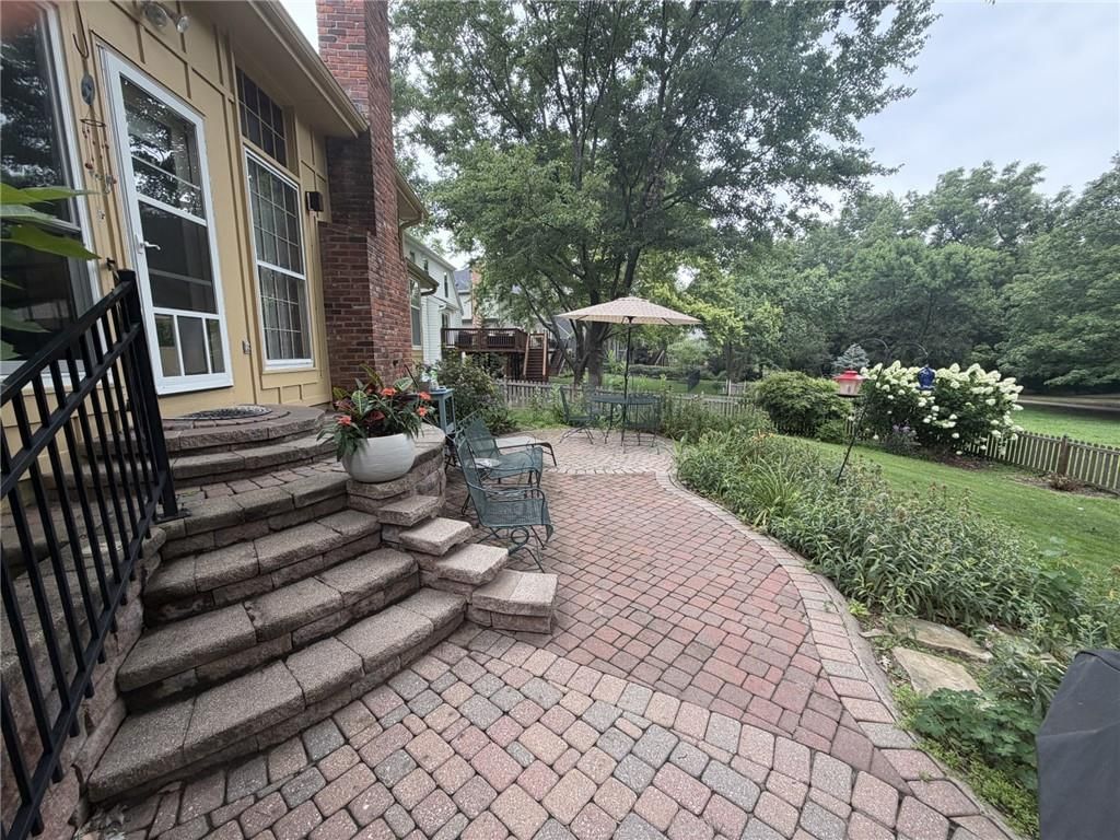 8531 Hallet Street — photo 4