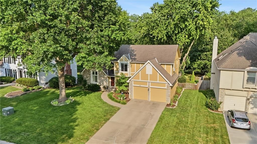 8531 Hallet Street — photo 21