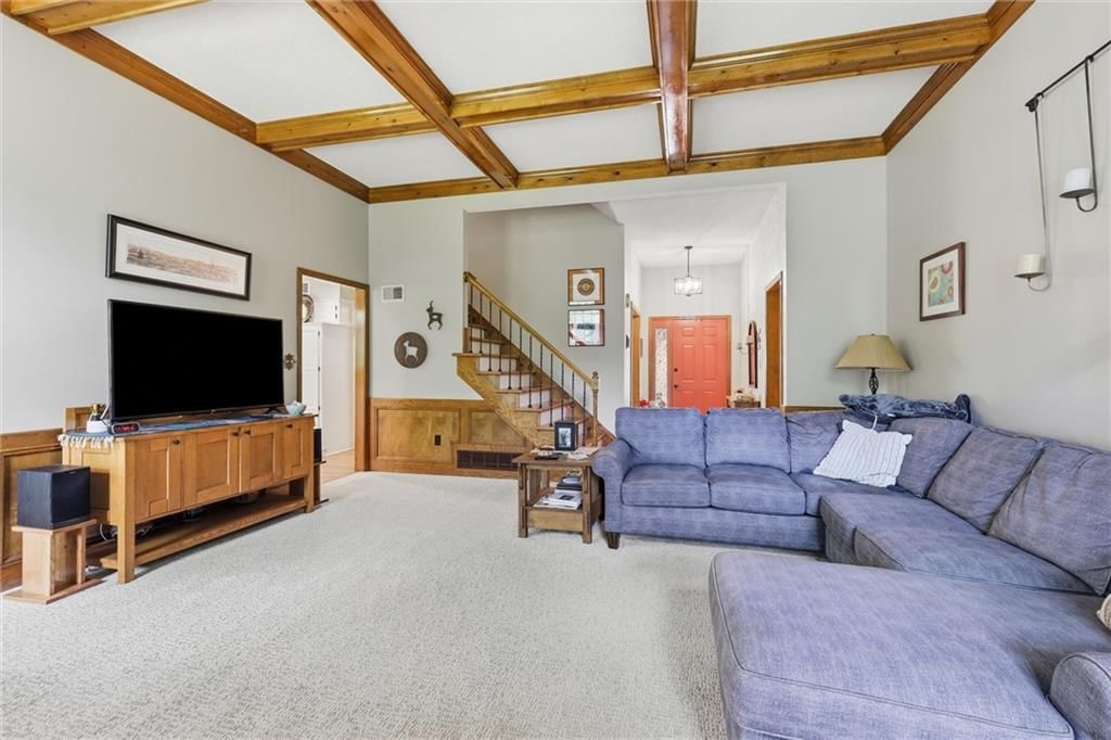 8531 Hallet Street — photo 33