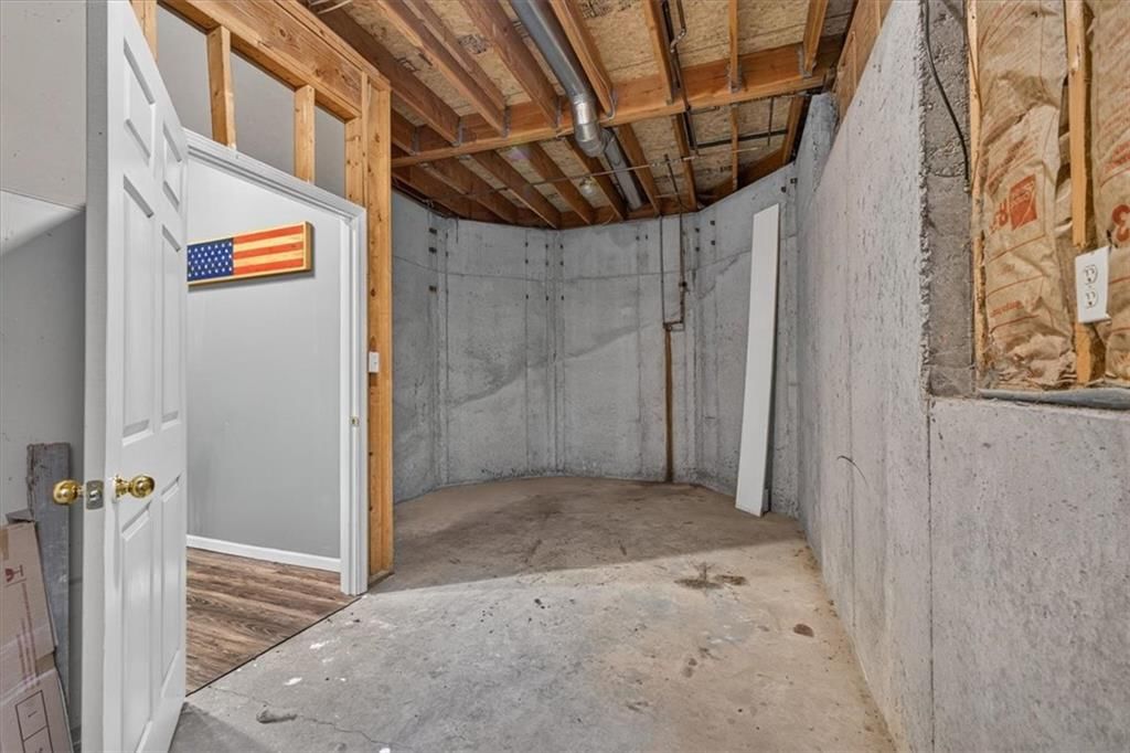 3837 N 112th Street — photo 50