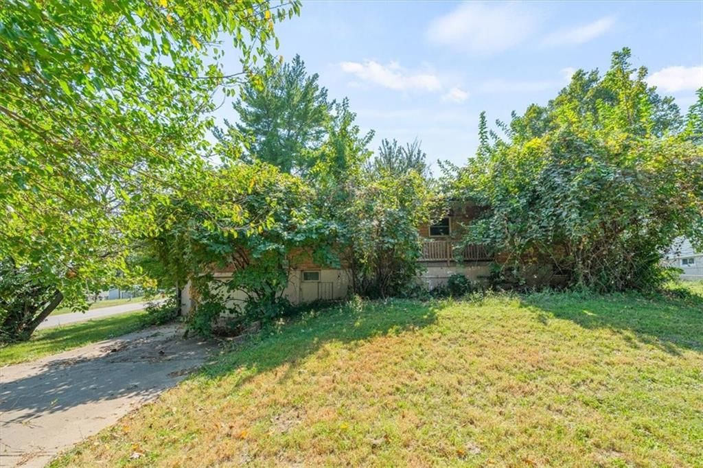 234 NE 86th Terrace — photo 32