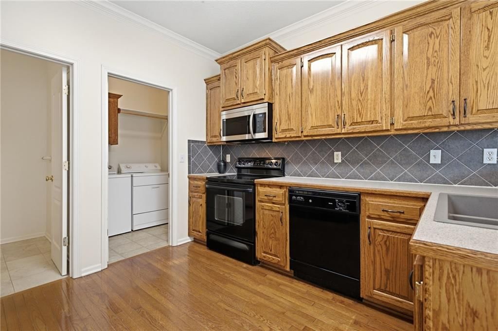 15560 Floyd Street — photo 11
