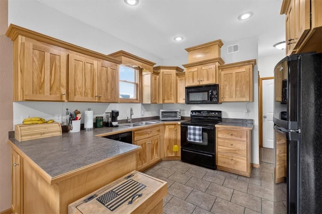 3023 N 157th Street — photo 17