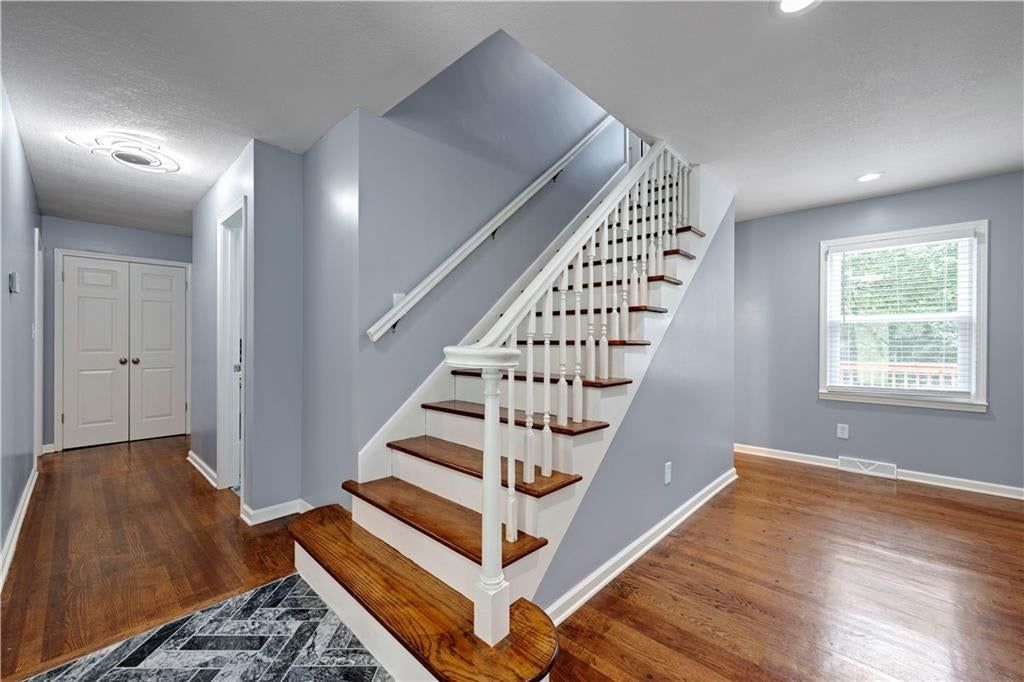 404 NW Briarcliff Road — photo 28