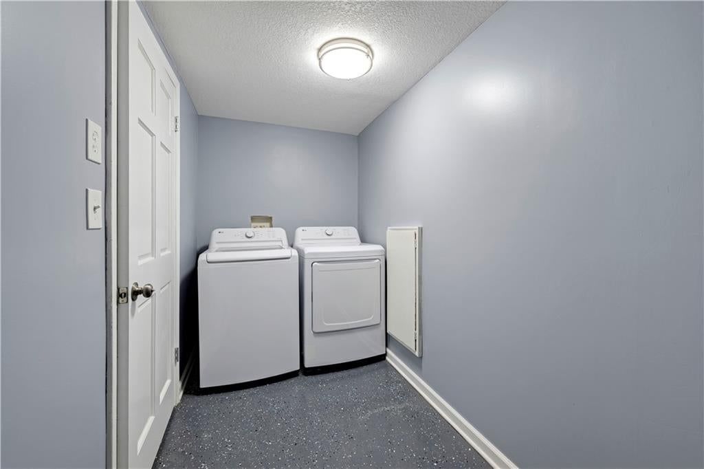 404 NW Briarcliff Road — photo 38