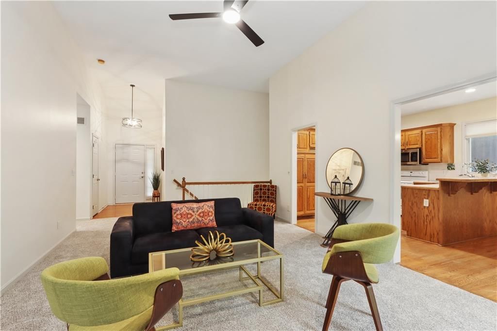 7723 N Conant Avenue — photo 4