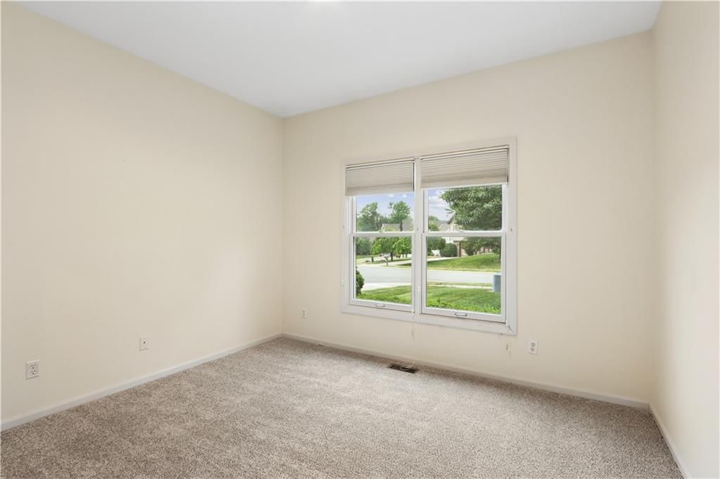 7723 N Conant Avenue — photo 12