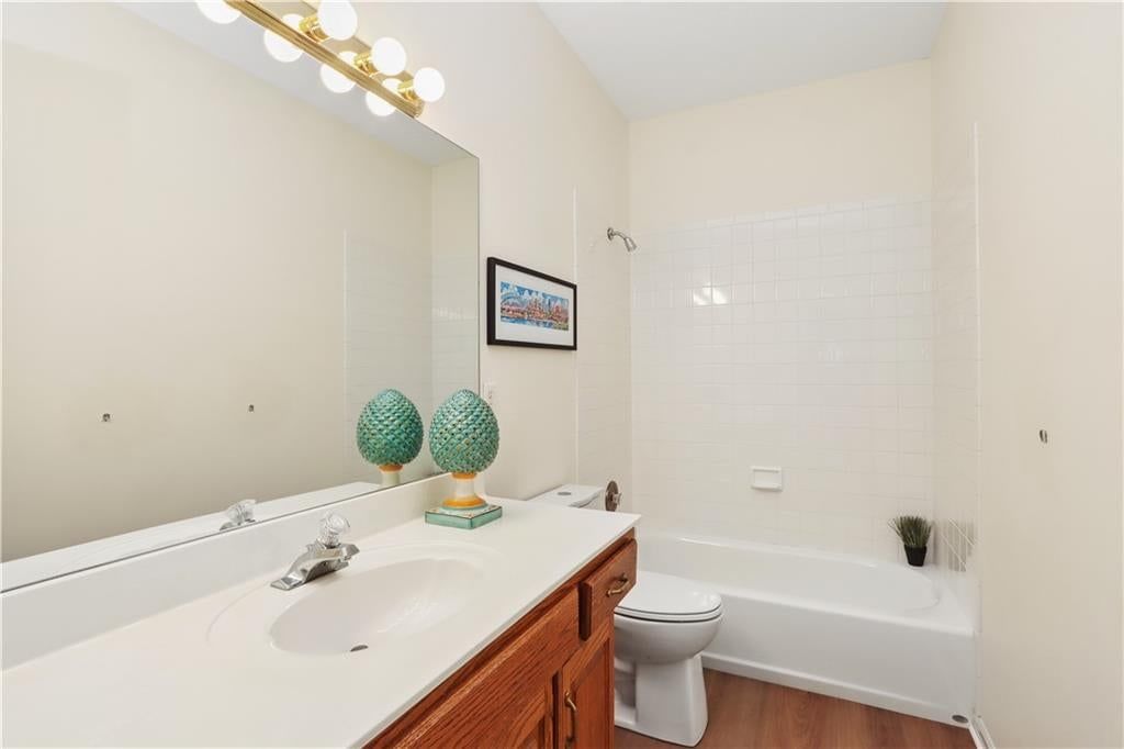 7723 N Conant Avenue — photo 13