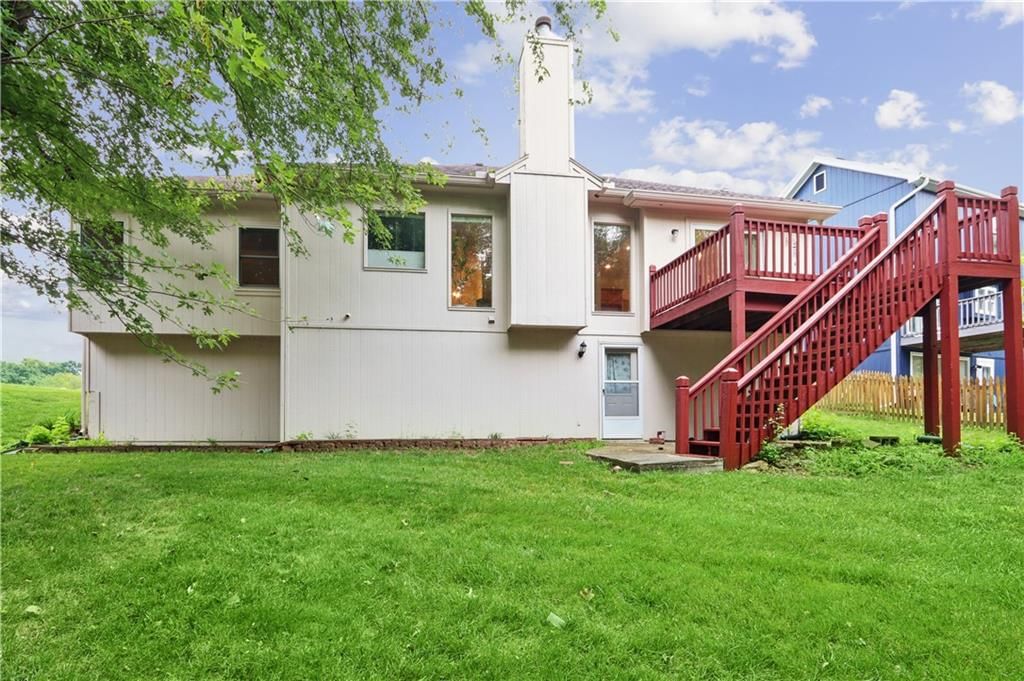 7723 N Conant Avenue — photo 22