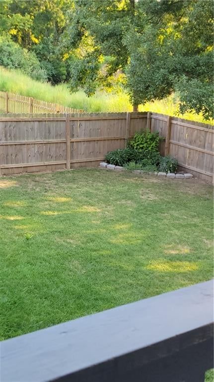 7022 N Hickory Street — photo 4