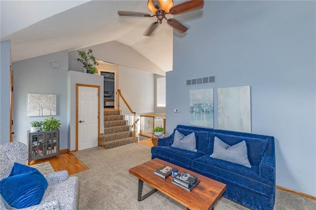 7022 N Hickory Street — photo 5