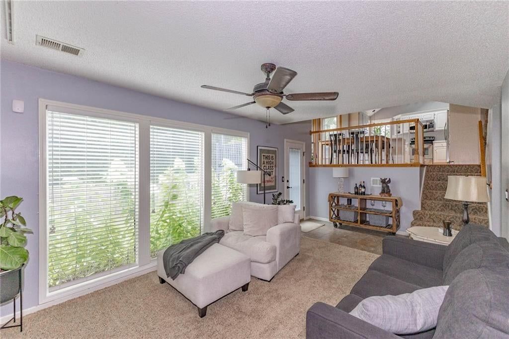 7022 N Hickory Street — photo 31