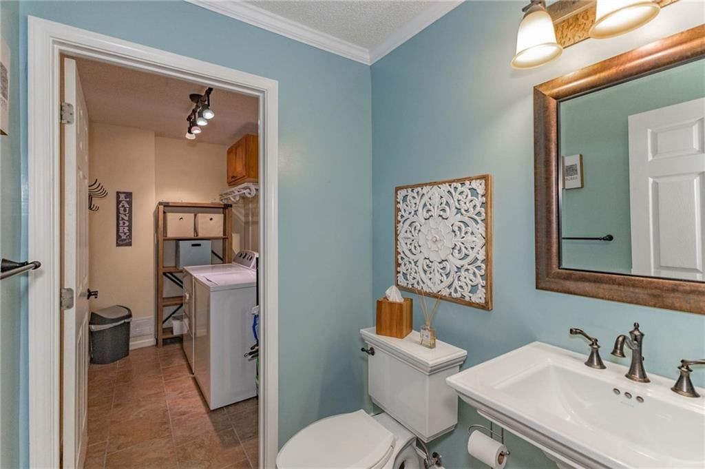 7022 N Hickory Street — photo 33