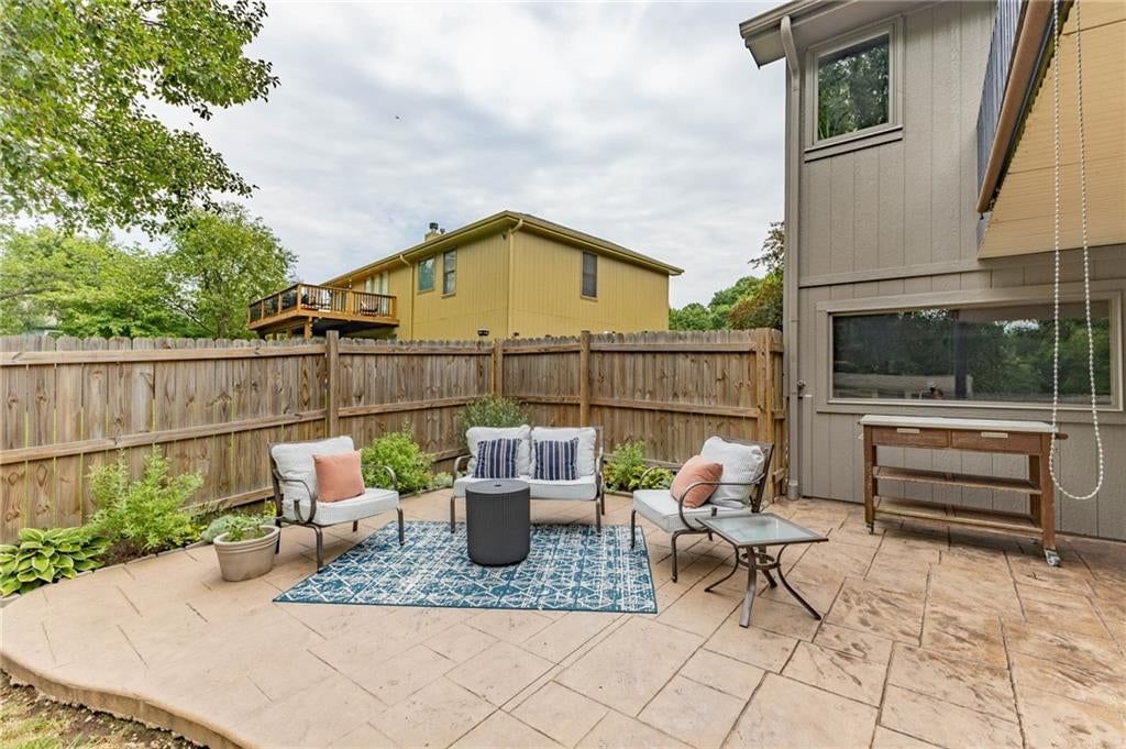 7022 N Hickory Street — photo 45