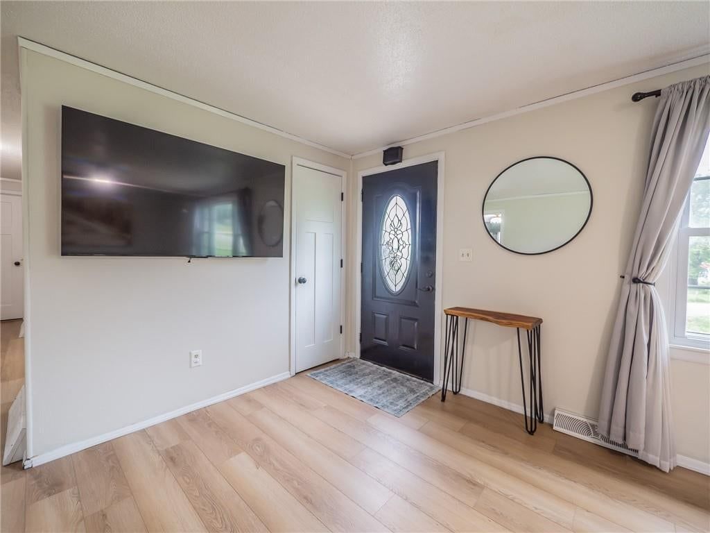 413 W South Avenue — photo 16
