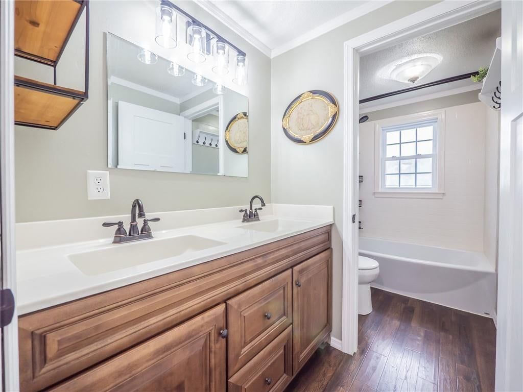 413 W South Avenue — photo 23