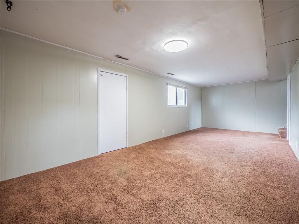 413 W South Avenue — photo 35