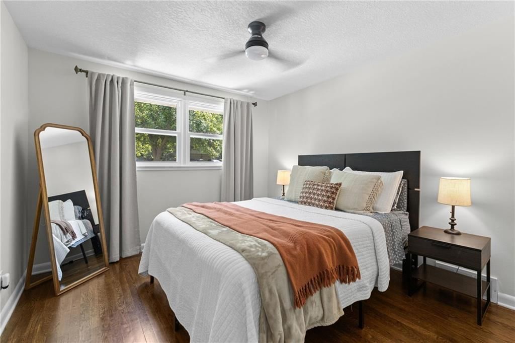 8802 Belleview Avenue — photo 18