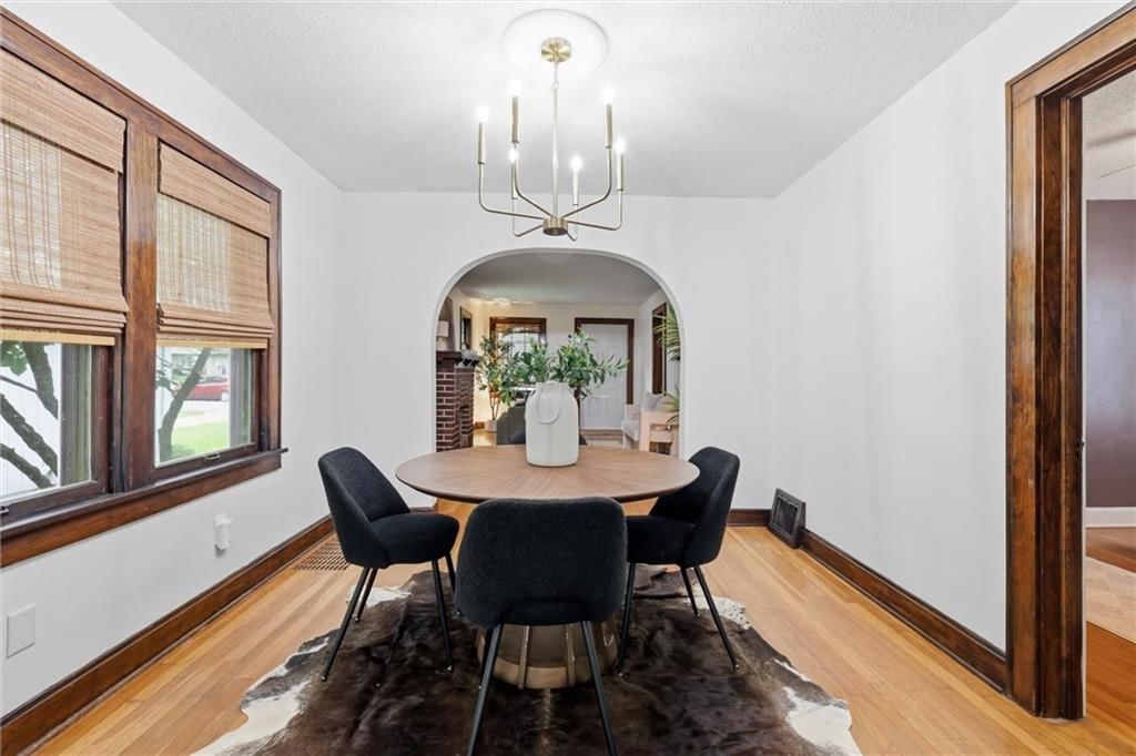 211 W 77th Terrace — photo 21