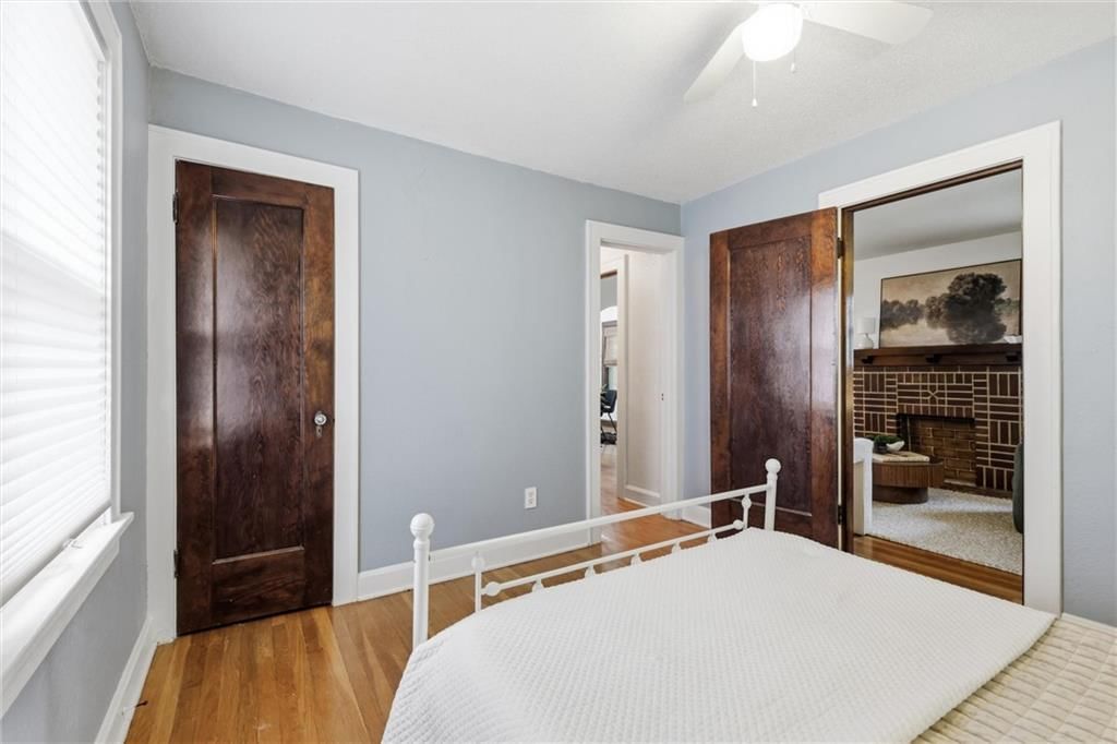 211 W 77th Terrace — photo 26