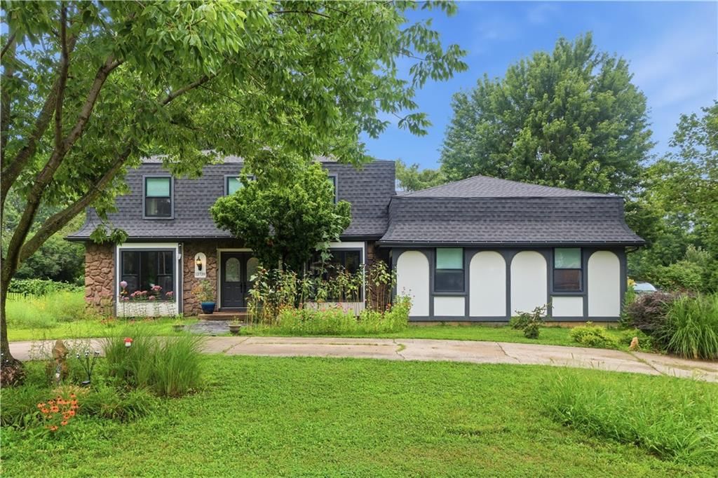 12739 Overbrook Road — photo 1