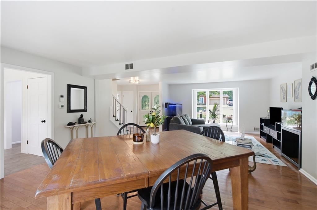 12739 Overbrook Road — photo 4