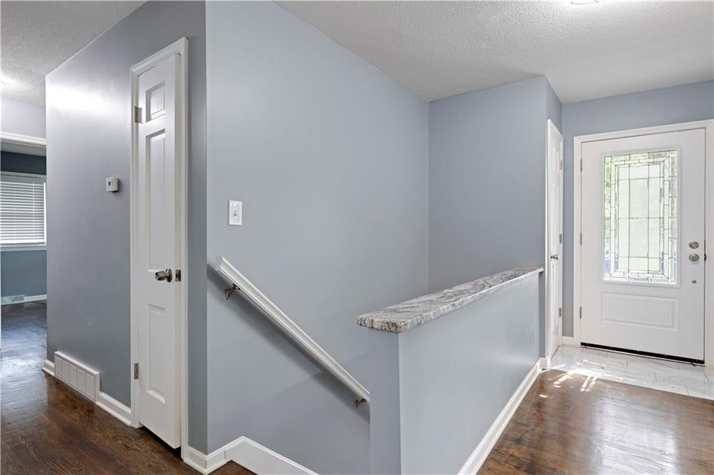 7404 Willow Avenue — photo 5