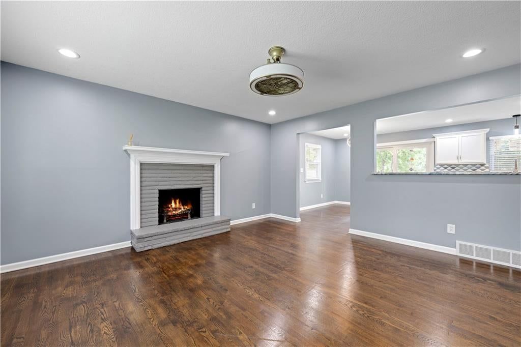 7404 Willow Avenue — photo 6