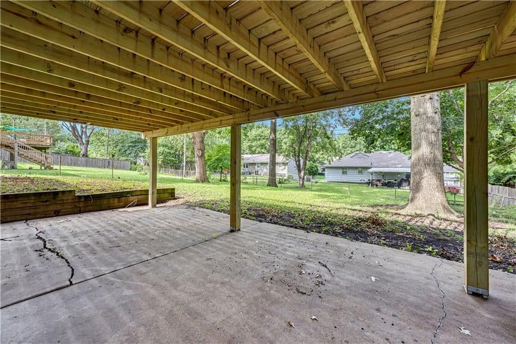 7404 Willow Avenue — photo 32