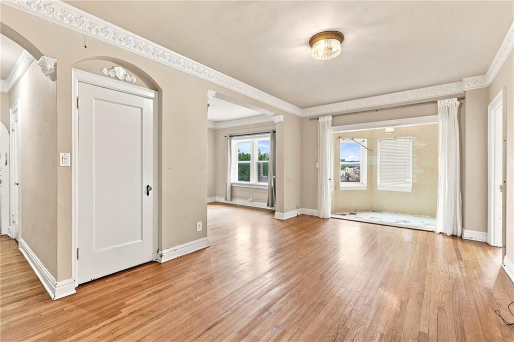 309 E Emanuel Cleaver Boulevard — photo 11