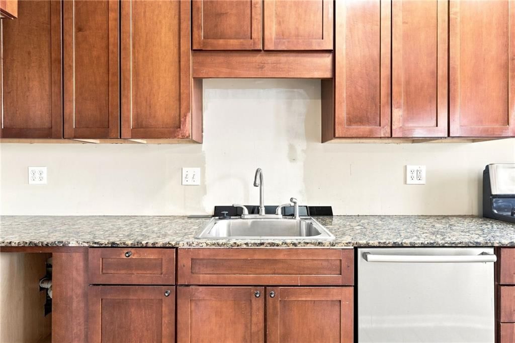 309 E Emanuel Cleaver Boulevard — photo 18
