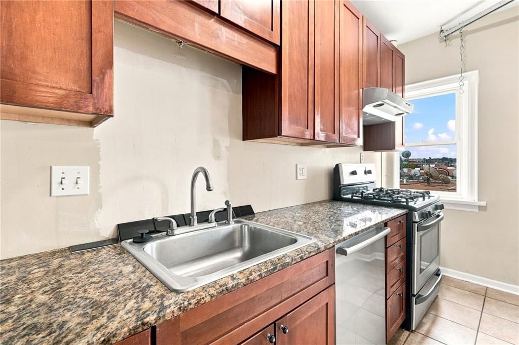 309 E Emanuel Cleaver Boulevard — photo 19