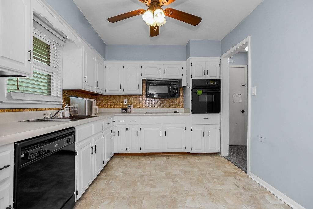 1916 Osage Street — photo 12