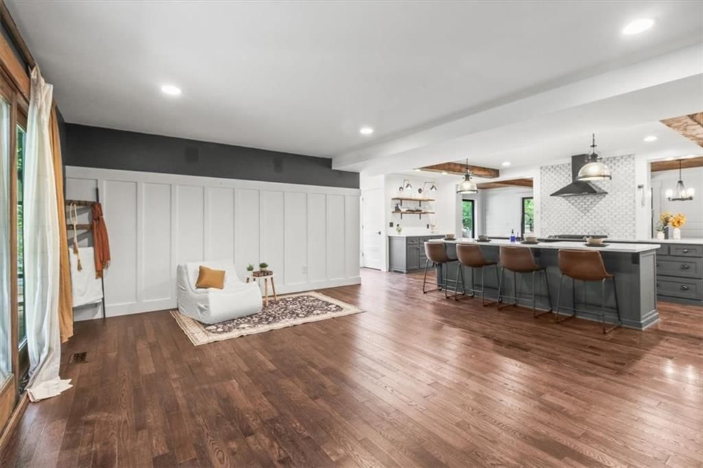 303 SW 2nd Street — photo 6