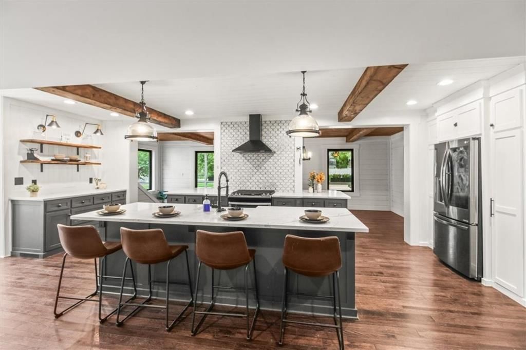 303 SW 2nd Street — photo 7
