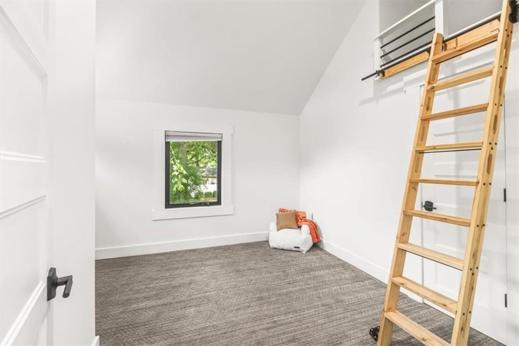 303 SW 2nd Street — photo 15