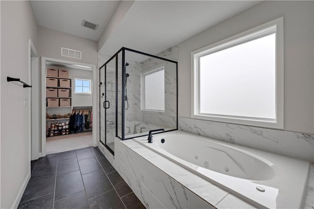 6613 NW 106th Street — photo 28