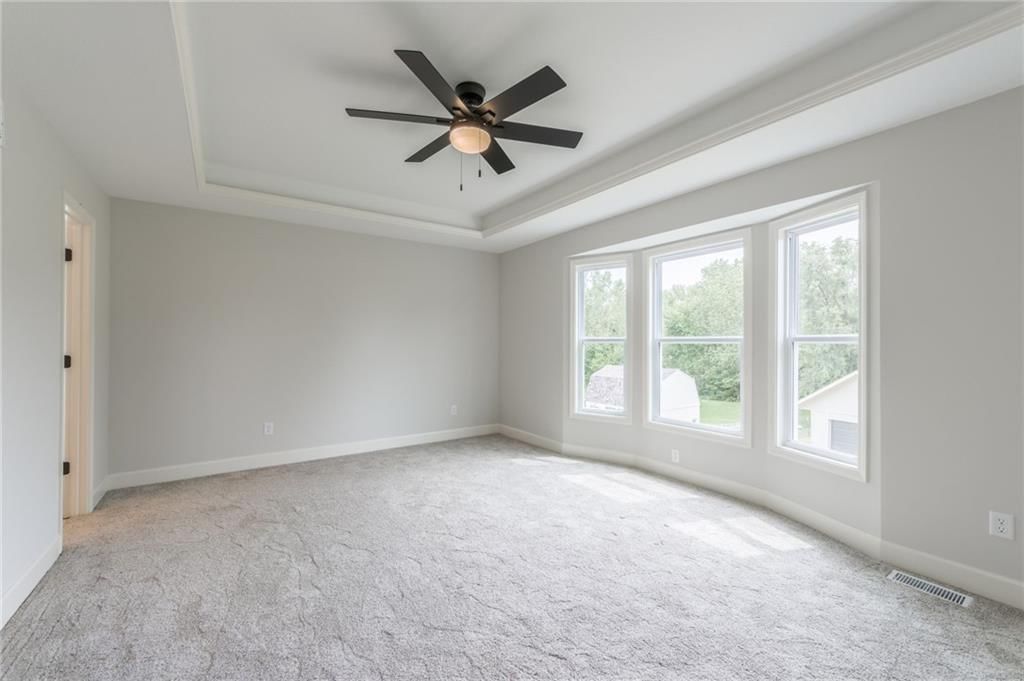 992 Sicklebar Drive — photo 15