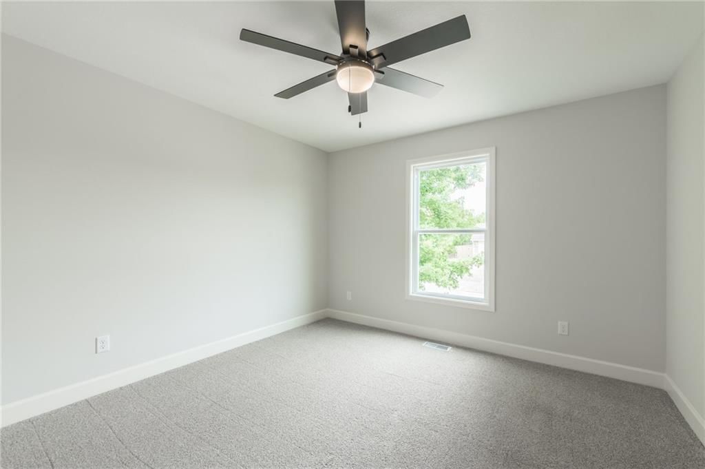 992 Sicklebar Drive — photo 21